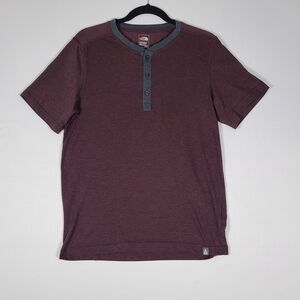 The North Face Henley T-Shirt Flash Dry Heathered Burgundy Mens Medium